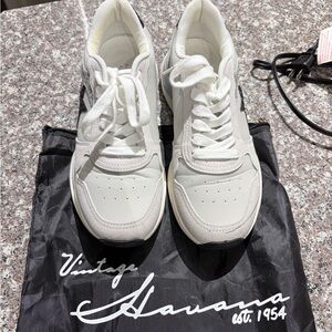 Vintage Havana White and Off-White Women’s Low-Top Sneakers